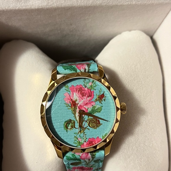 Gucci G-timeless Aqua flora watch - Picture 2 of 9